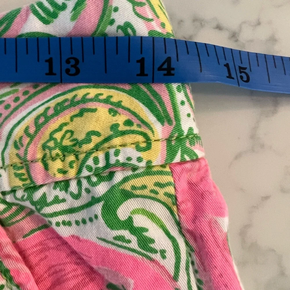 Lilly Pulitzer Callahan size 0 pink flamingo shorts Excellent condition